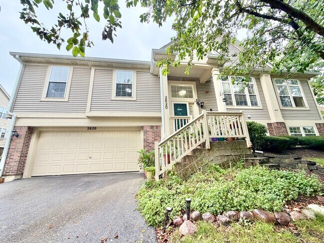 Foto del edificio - 2820 N Greenwood Ave