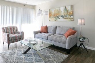 Building Photo - Emerald Park-New