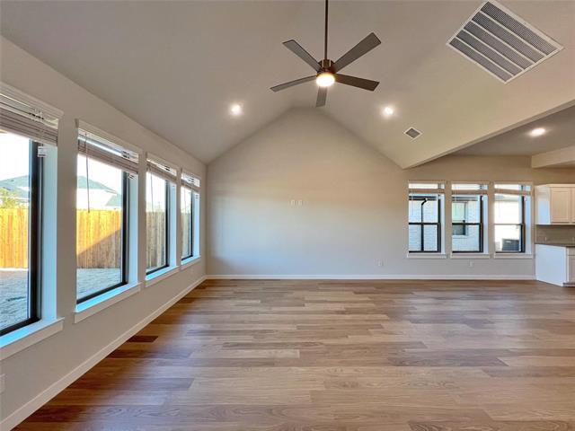 Foto del edificio - 900 Airbender Dr