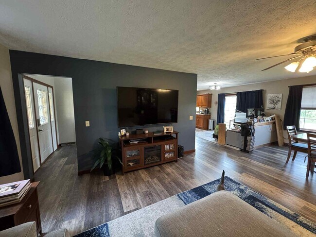 Foto del edificio - 4 Compass Point Ct