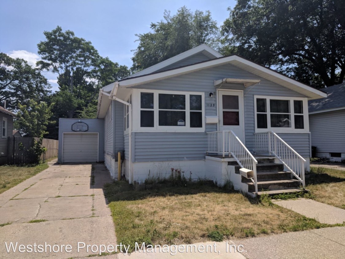 2 br, 1 bath House 1129 E. Larch Ave. House for Rent in Muskegon