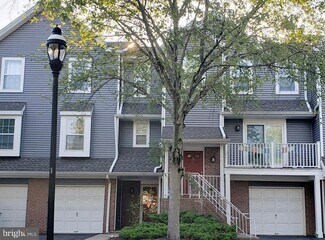 Building Photo - 6 Halstead Pl