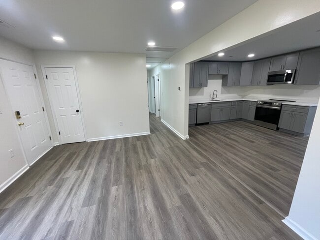 Foto del edificio - 119 Williamson Dr