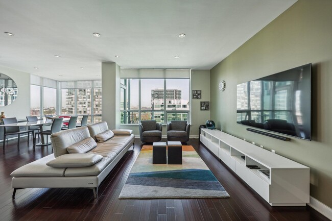 Foto del edificio - 20 Newport Pkwy