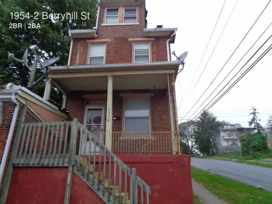 Primary Photo - 1954 Berryhill St