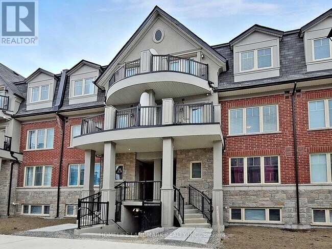 Building Photo - 15-15 Eaton Park Ln