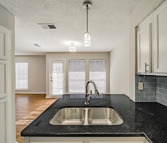 Foto principal - 4067 Beltway-4112