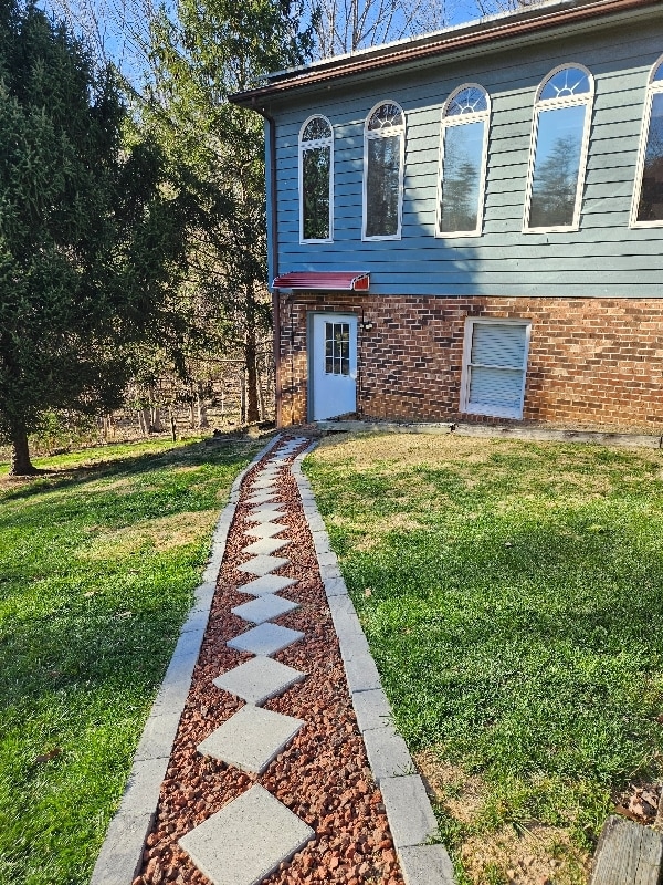 Building Photo - 300 Stonewall Jackson Trail