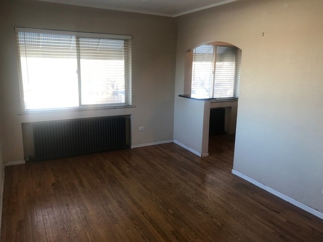Building Photo - North Highlands 1 bed 1 bath w/ Garage