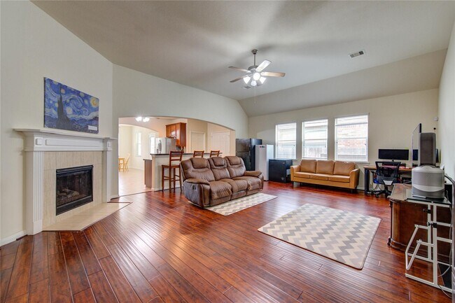 Foto del edificio - 3306 Windsor Ranch Ln