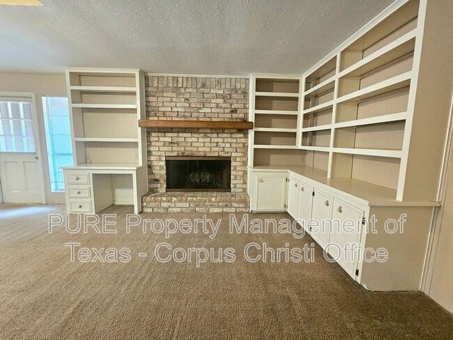 Foto del edificio - 2203 Live Oak Dr