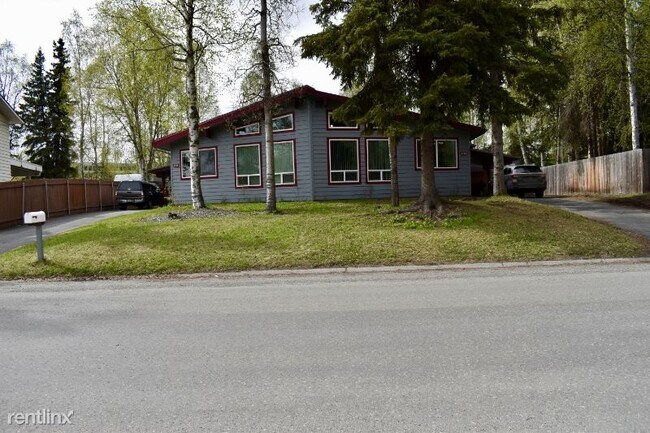 Foto del edificio - 2 br, 1 bath Apartment - 4106 Vance Drive