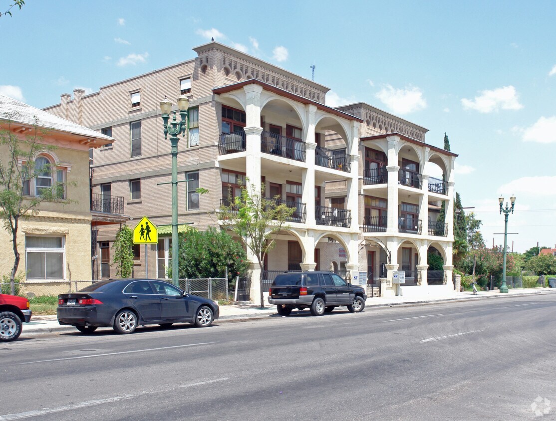 1021 Magoffin ¡alejado - 1021 Magoffin Ave