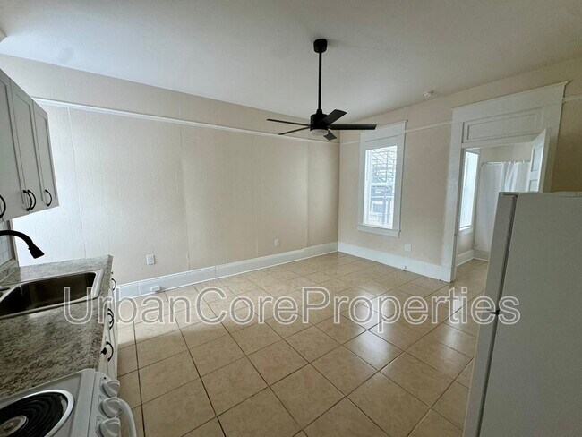 Foto del edificio - 419 4th St N