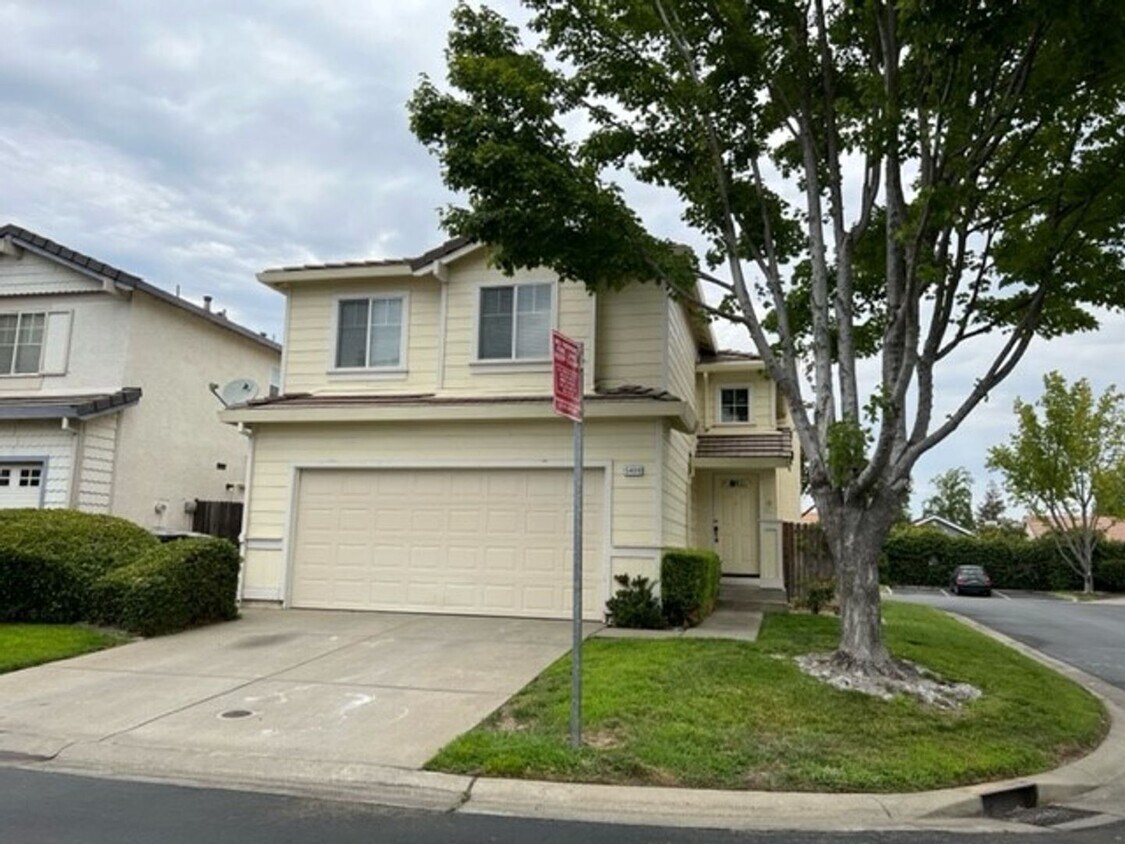 Primary Photo - Gated Community in Elk Grove