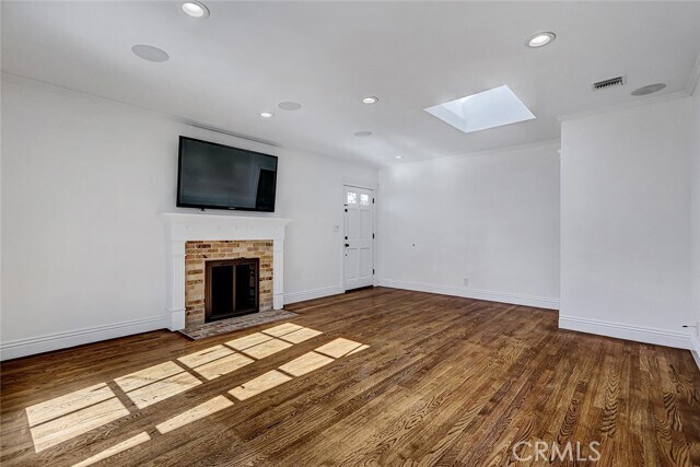 Building Photo - 456 30th St