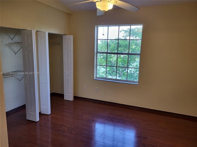 Building Photo - 715 SW 148th Ave