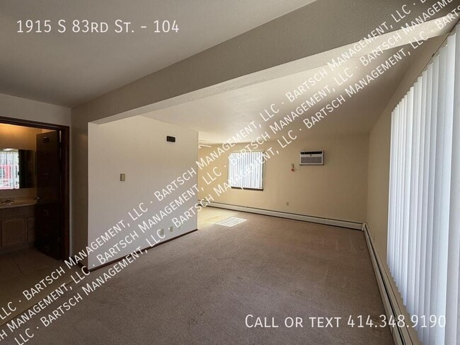 Building Photo - 1915 S 83rd St