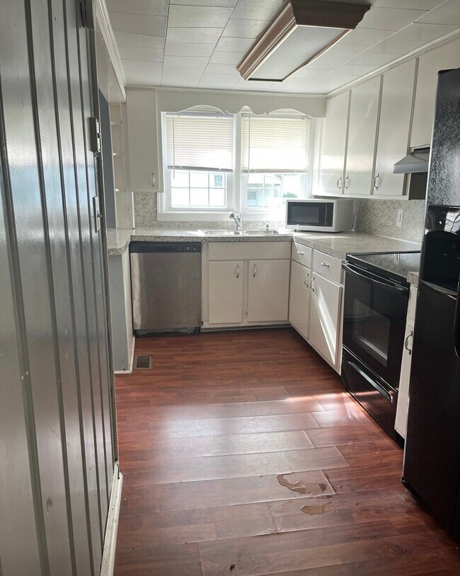 Foto del edificio - 3810 Bluff Rd