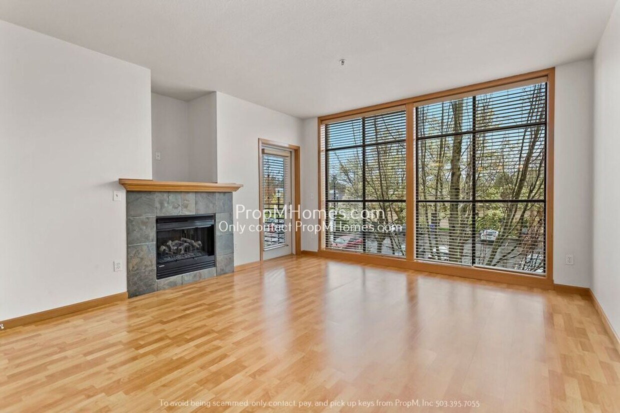 Primary Photo - Beranger Commons - The Pearl of Gresham! S...