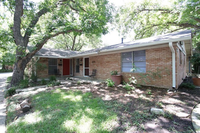 Building Photo - 2 br, 1 bath House - 4014 A Lewis Lane