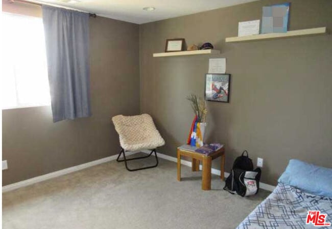 Foto del edificio - 9644 Pine Orchard St