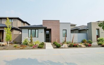 Building Photo - 3871 S Eckert Rd