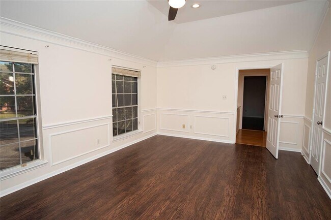Building Photo - 6427 Slate Stone St