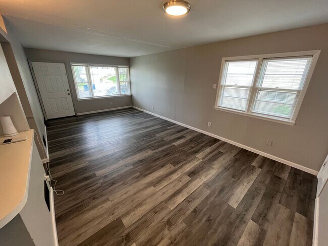 Foto del edificio - 7314 Albright Ave