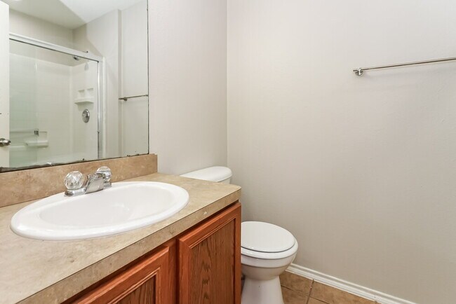 Foto del edificio - 6250 Gillian Park Dr