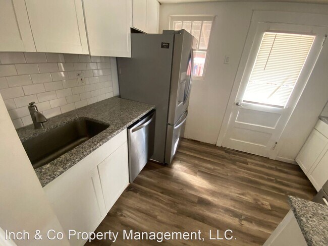 Building Photo - 3 br, 1 bath House - 1745 Filbert St - Rea...