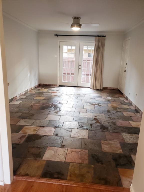 Foto del edificio - 4211 Newton Ave