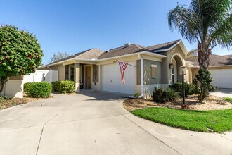 Building Photo - 3025 Bartow Ln