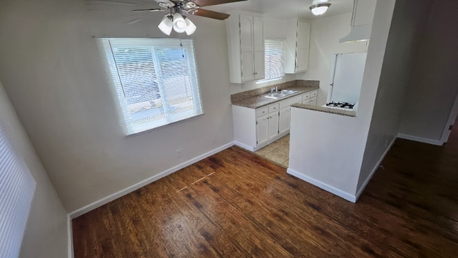 Photo - 3021 Carmona Ave Apartment