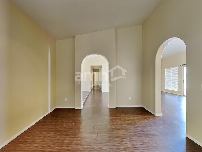 Building Photo - 11208 N 78th Dr
