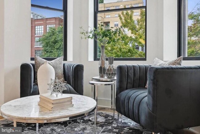 Foto del edificio - 2015 13th St NW