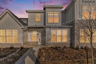 Building Photo - 3045 E Trilby Rd