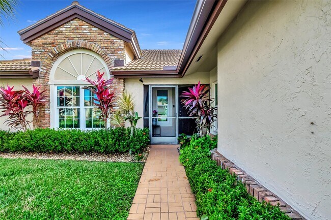 Building Photo - 8224 Cassia Dr