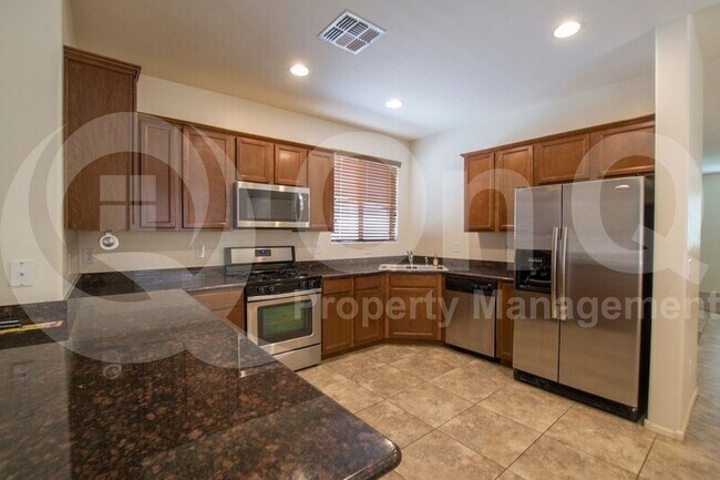 Foto del edificio - 2098 S Martingale Rd