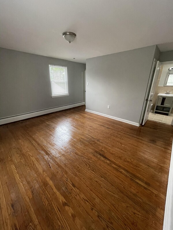 Foto del edificio - 2909 Garrett Rd