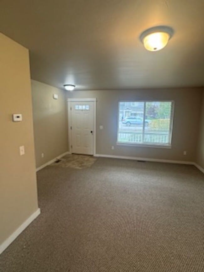 Building Photo - 152 Covey Ct