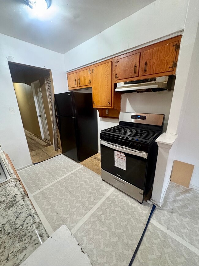 Foto del edificio - 330 E 92nd St