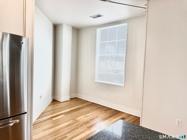 Foto del edificio - 60 Willow St