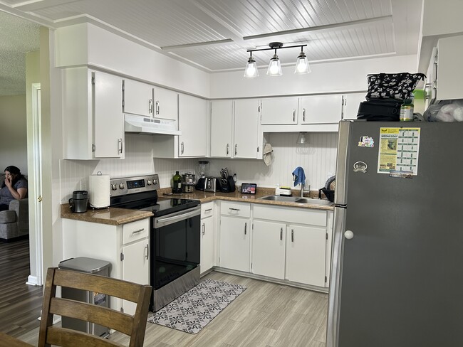 Building Photo - 1289 Homer City Way