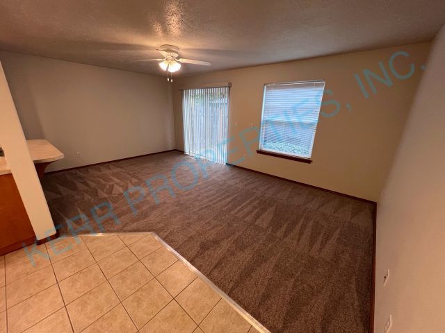 Foto del edificio - FREE RENT! 3 Bd / 2.5 Bth - Ceiling Fan - ...