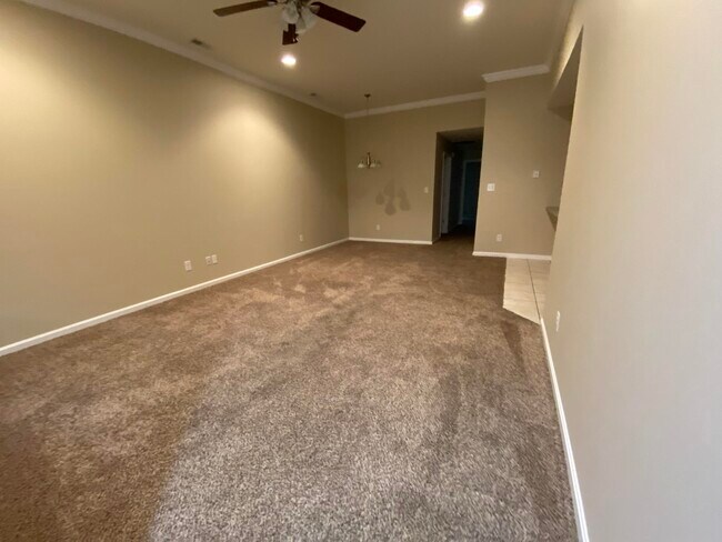 Building Photo - 4603 Sydney Ln