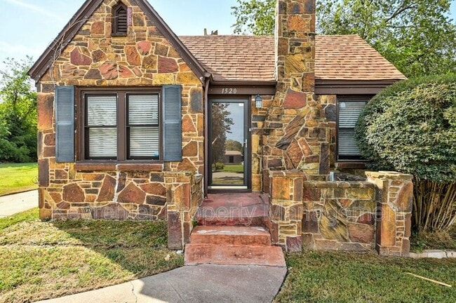 Building Photo - 1520 NW 47th St