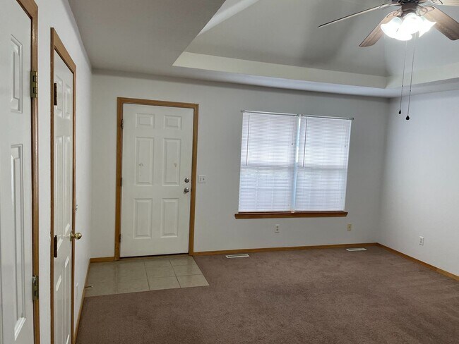 Foto del edificio - 802-804-804 Pinhook Dr