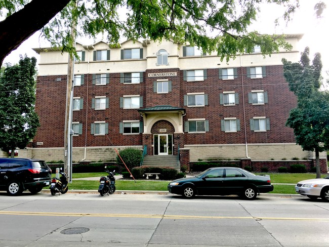 Building Photo - Cornerstone Apartments