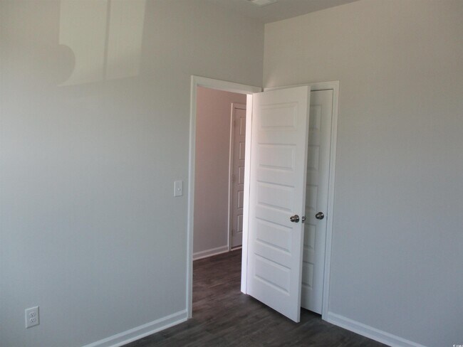 Foto del edificio - 264 Brackish Dr